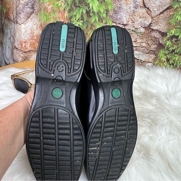 ROMEO PACINI Elegant Black Loafers with White Detailing, 10B - Picture 4 of 8